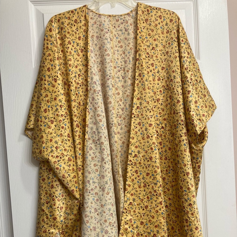 Floral kimono